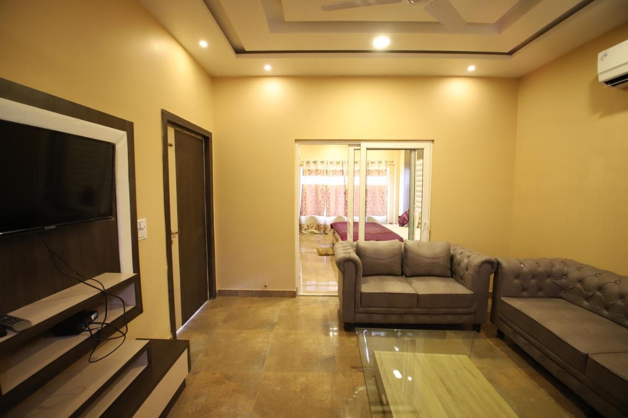 Virat Resorts, Sariska Rajasthan Bairāt Buitenkant foto