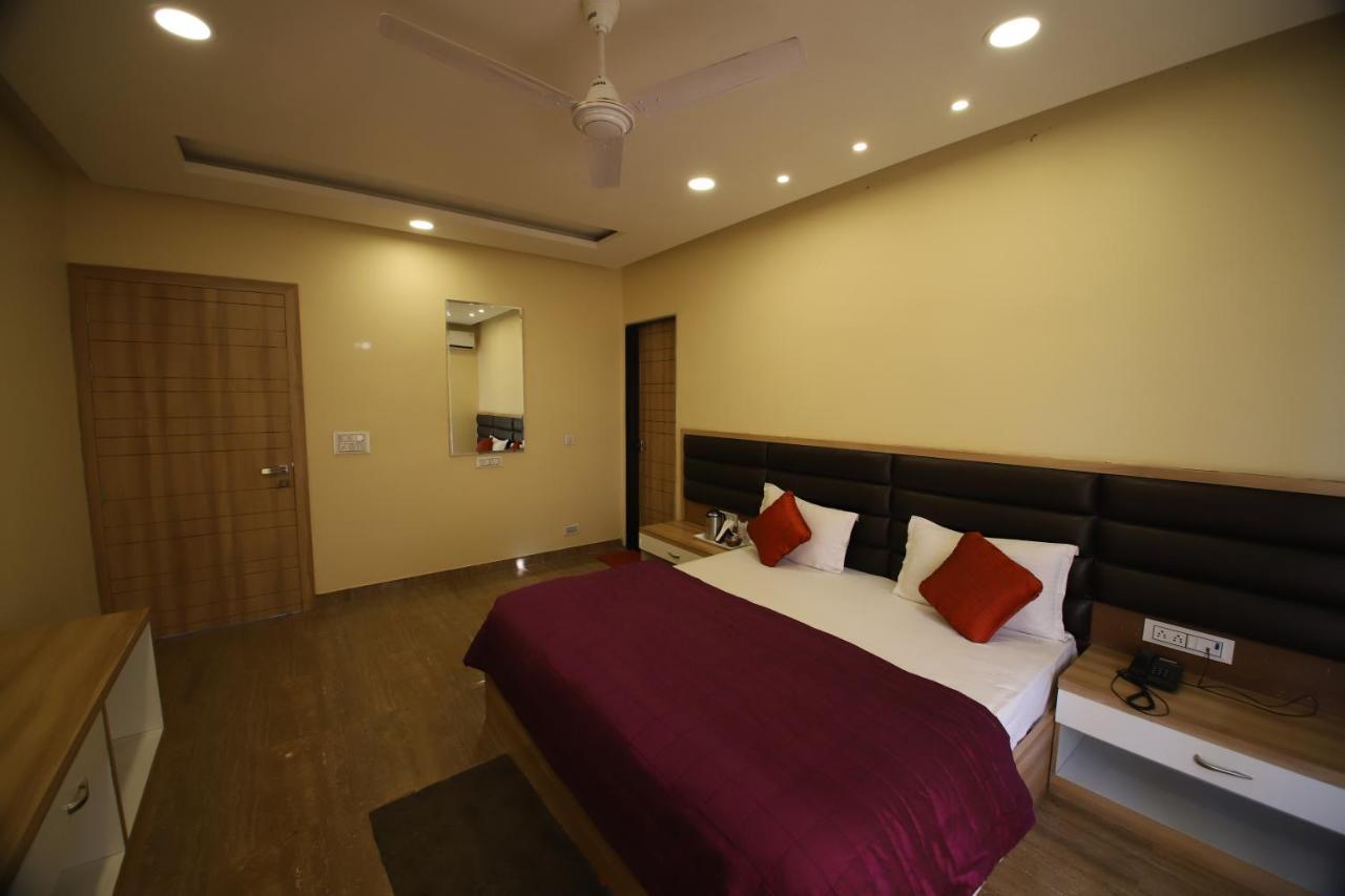 Virat Resorts, Sariska Rajasthan Bairāt Buitenkant foto