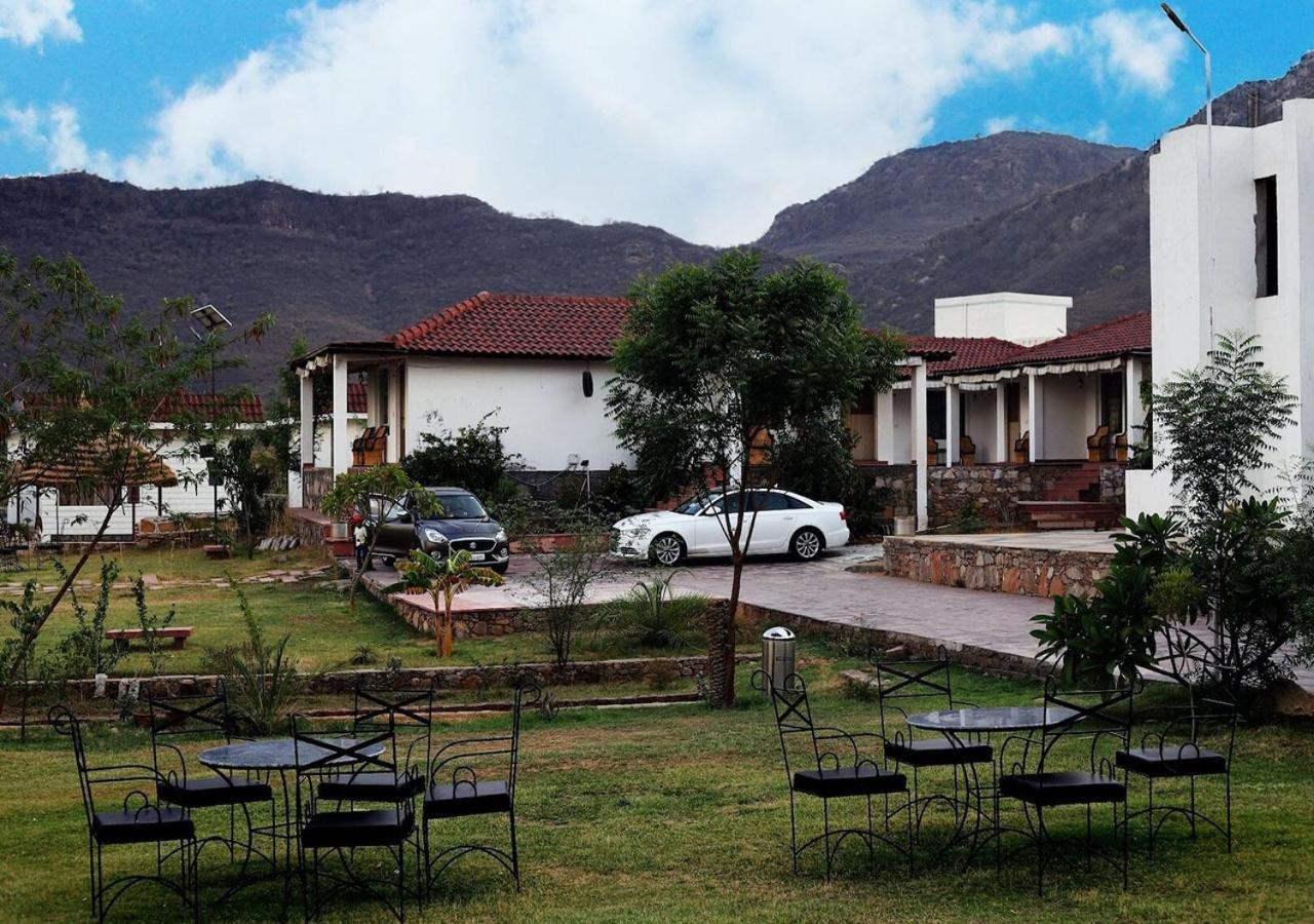 Virat Resorts, Sariska Rajasthan Bairāt Buitenkant foto