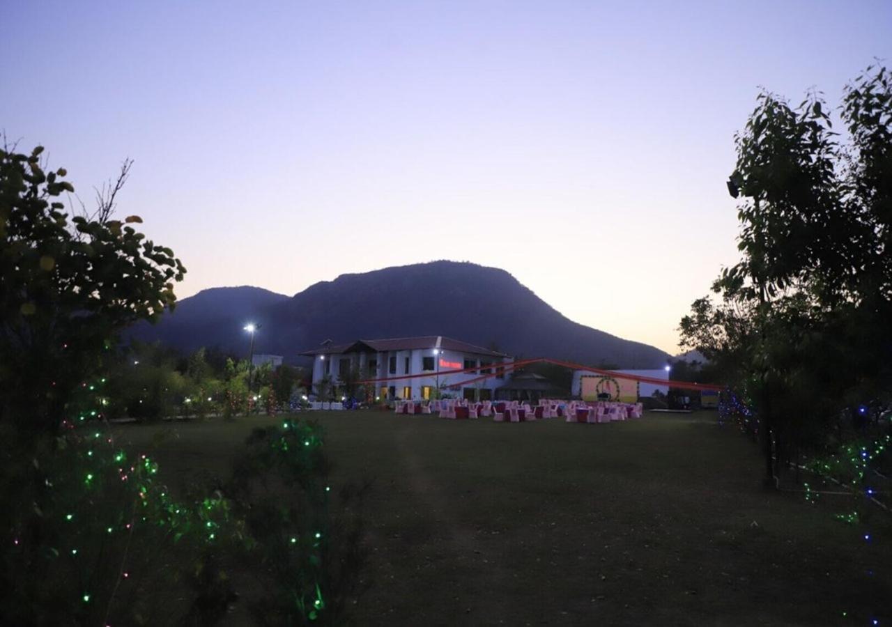 Virat Resorts, Sariska Rajasthan Bairāt Buitenkant foto