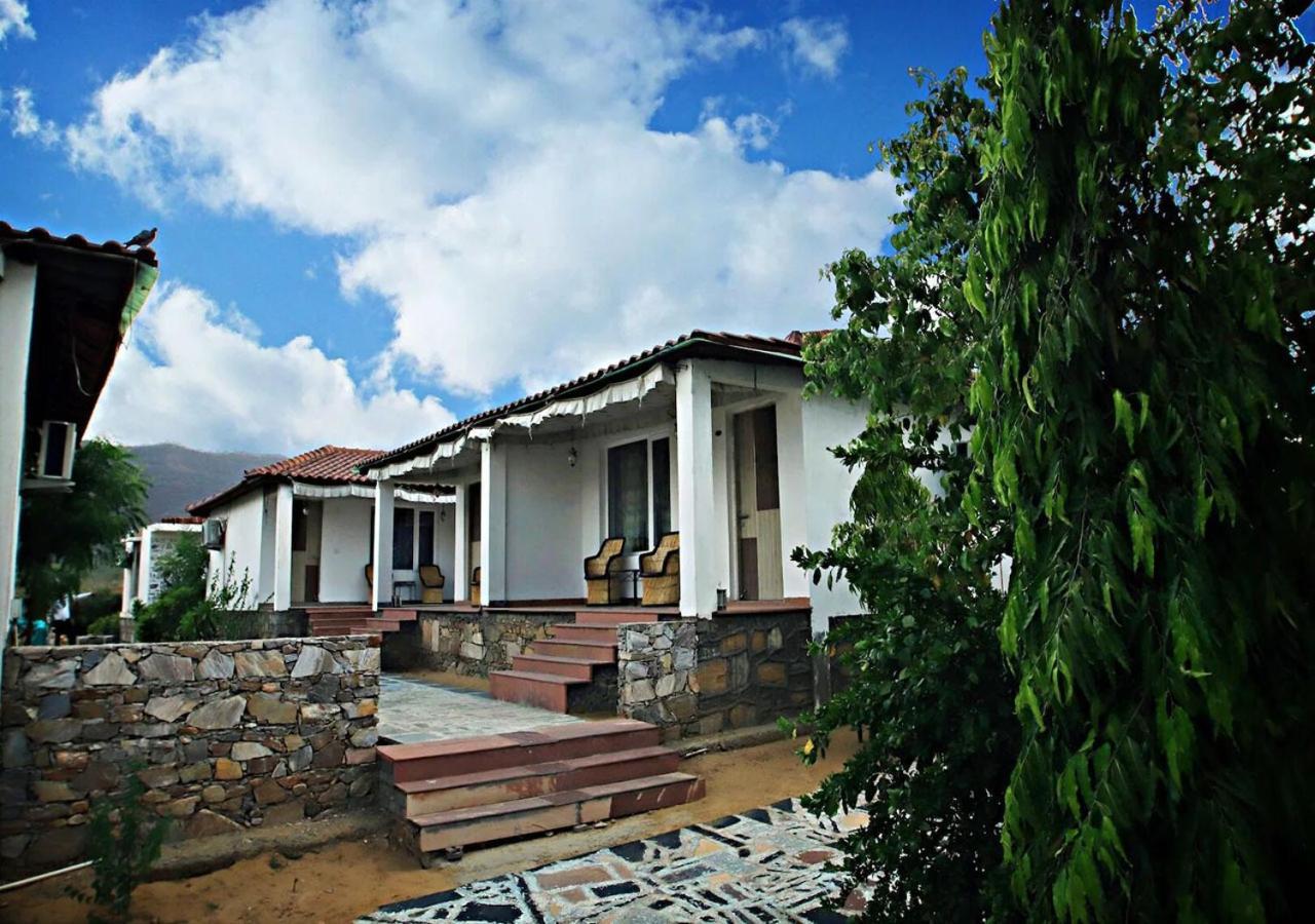 Virat Resorts, Sariska Rajasthan Bairāt Buitenkant foto